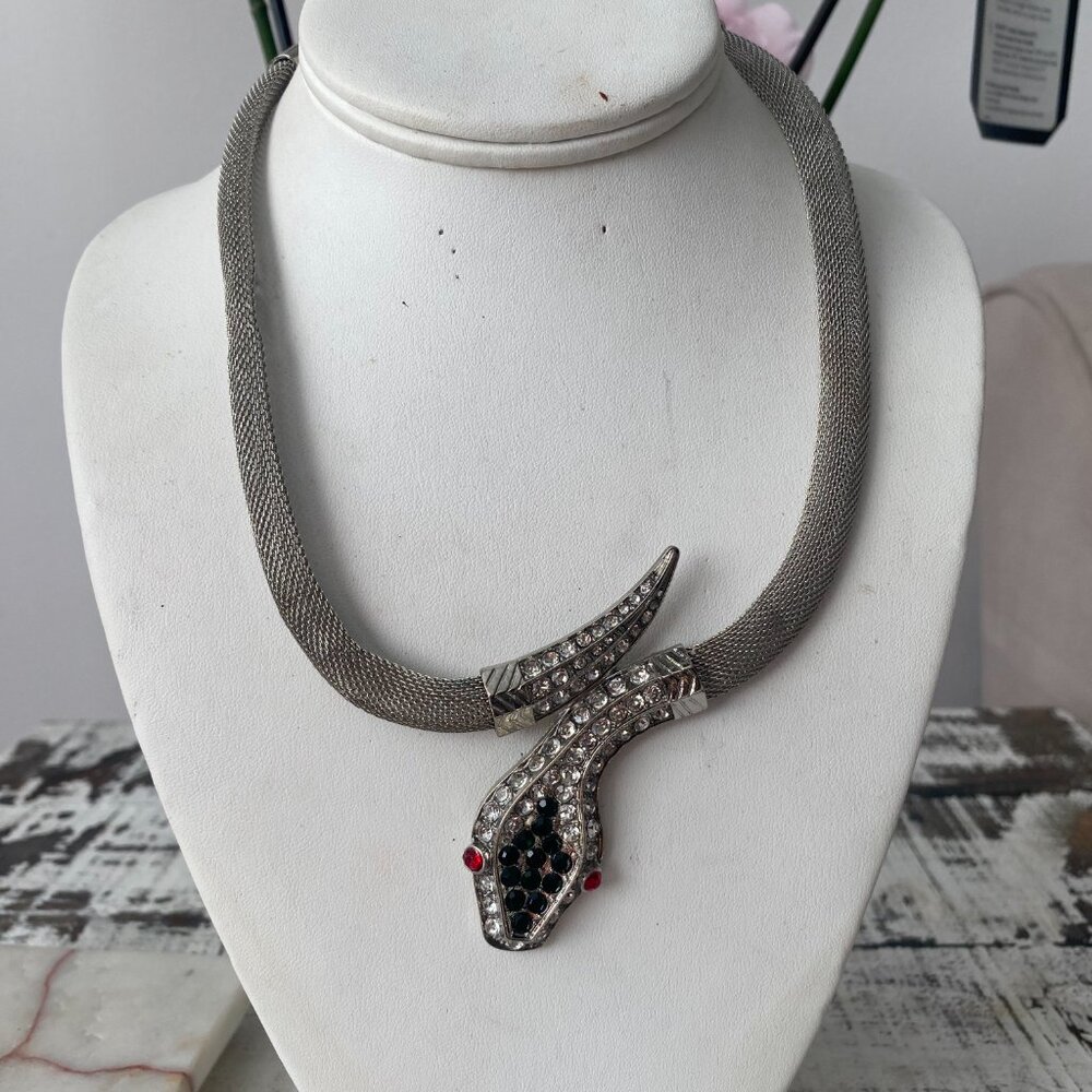 Trendy Stainless Steel Necklace – Modern Statement Jewelry Gift for Her